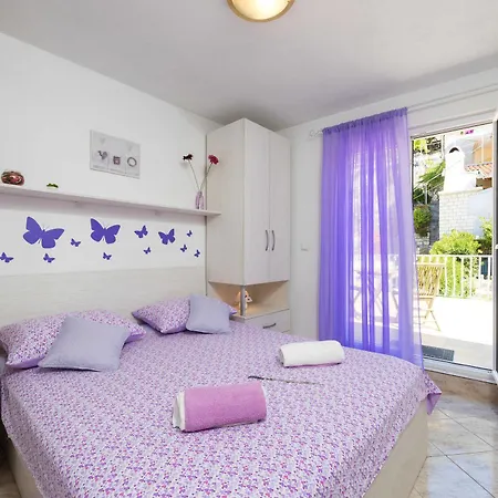 Nona 1 Apartment *