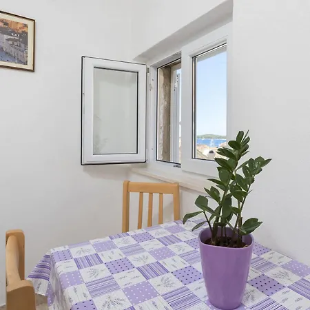 Apartment Nona 1 *