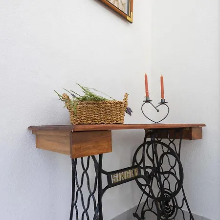 Nona 1 Apartment Hvar Town