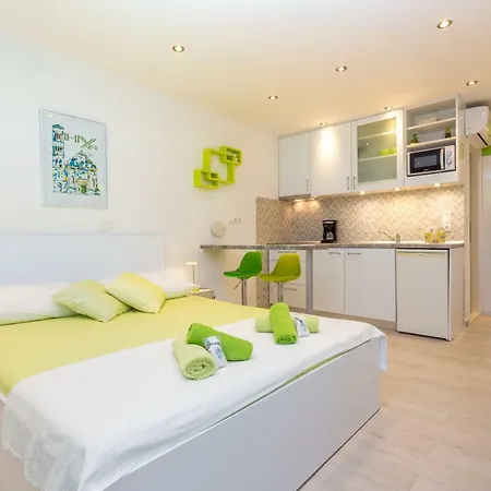 Apartment Nona 1 Hvar Town