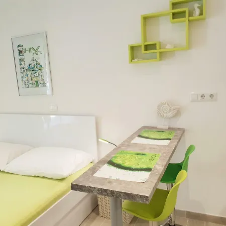 Nona 1 Apartment Hvar Town