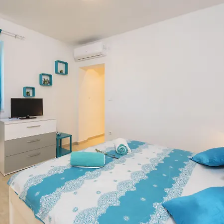 Nona 1 Apartman *